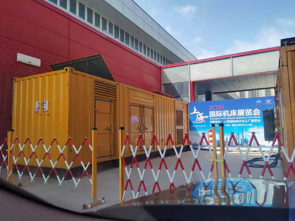 定日发电车出租-发电机无电压或电压太低怎么办？