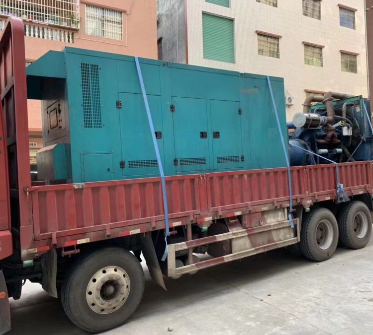 定日如何在不同负载率下确保 400KW 柴油发电机组的正常运行？