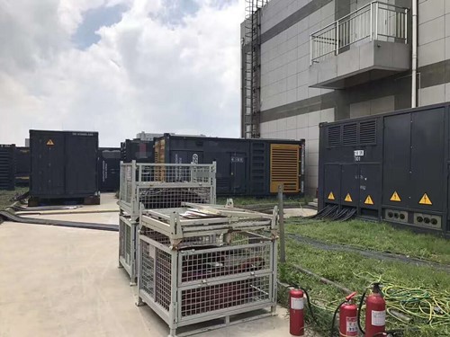 定日除了定期检查，还有哪些方法可以及时发现接触式转速表探头的磨损？